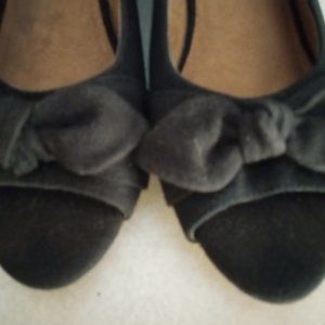 AEROSOLES Ship Deck Black Canvas Espadrille Peep Toe w/Chanel-Style Bow Size 9